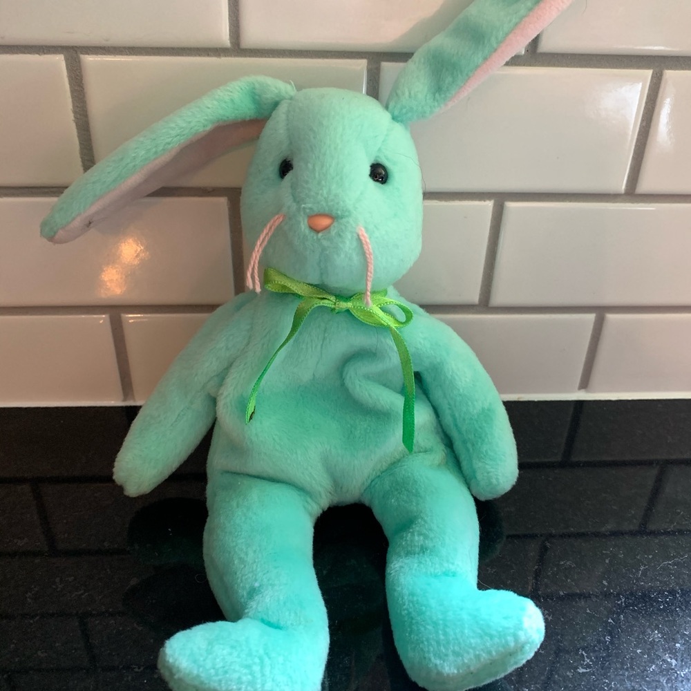 Hippity beanie baby